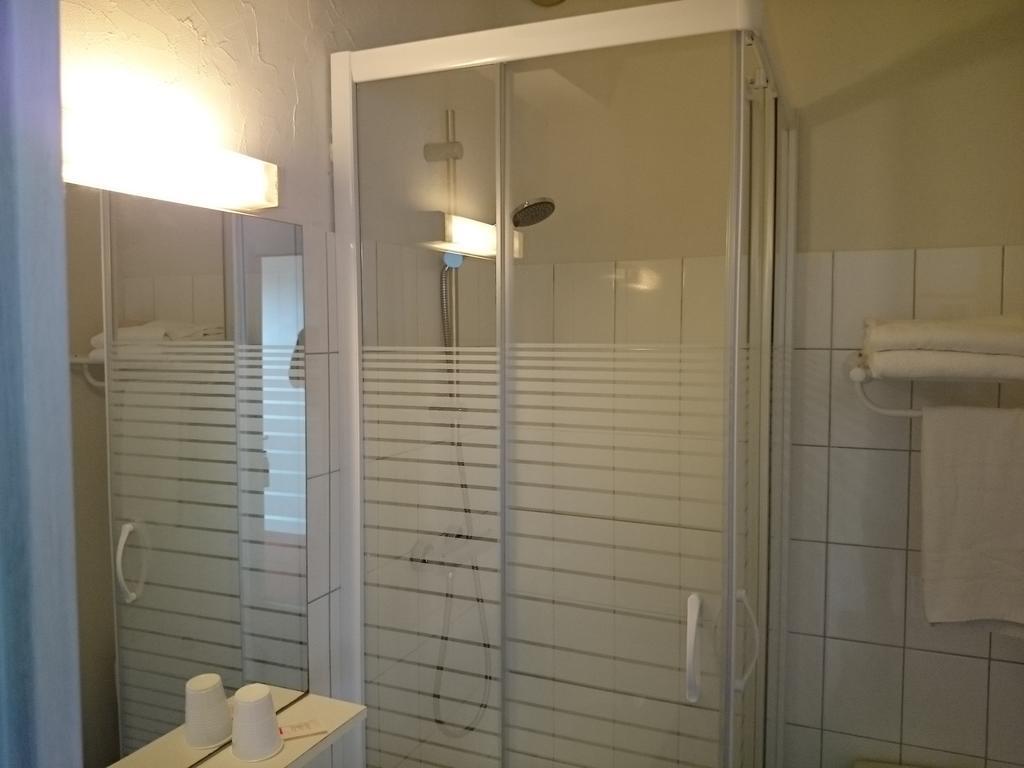 Hotel TGV Quimper Buitenkant foto