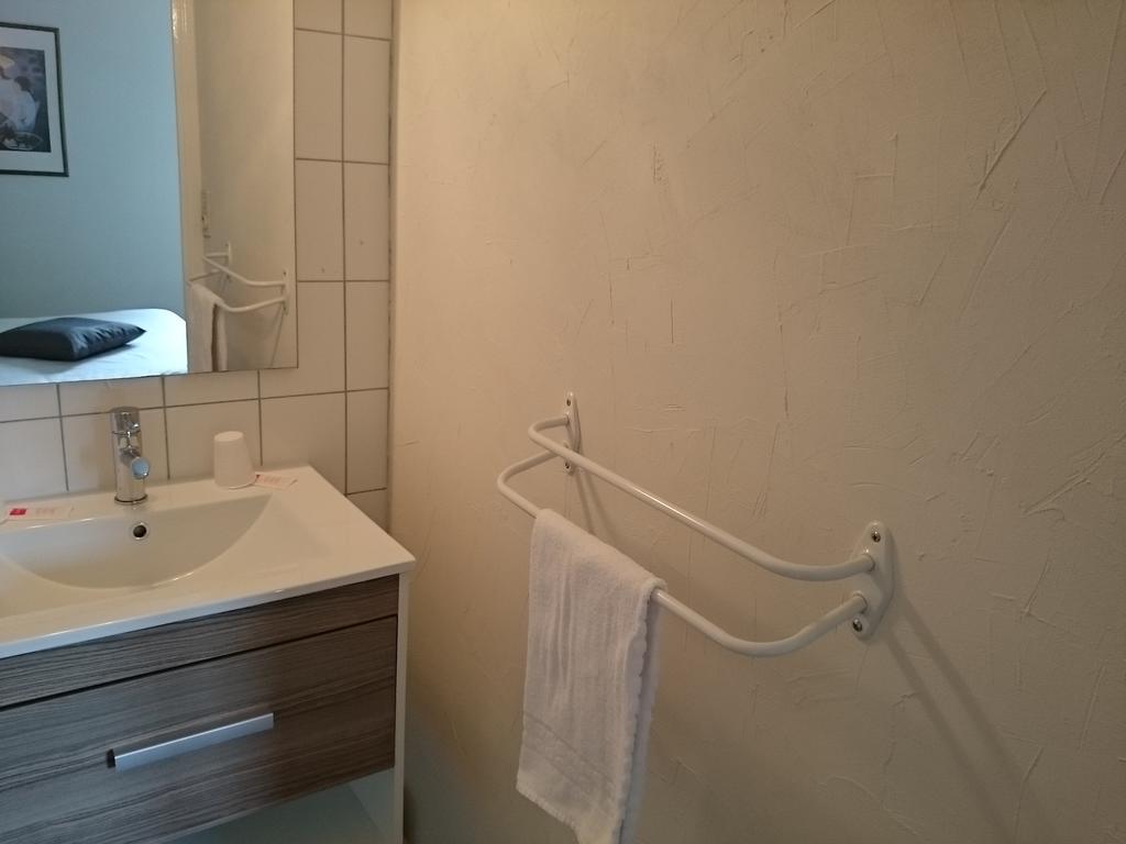 Hotel TGV Quimper Buitenkant foto