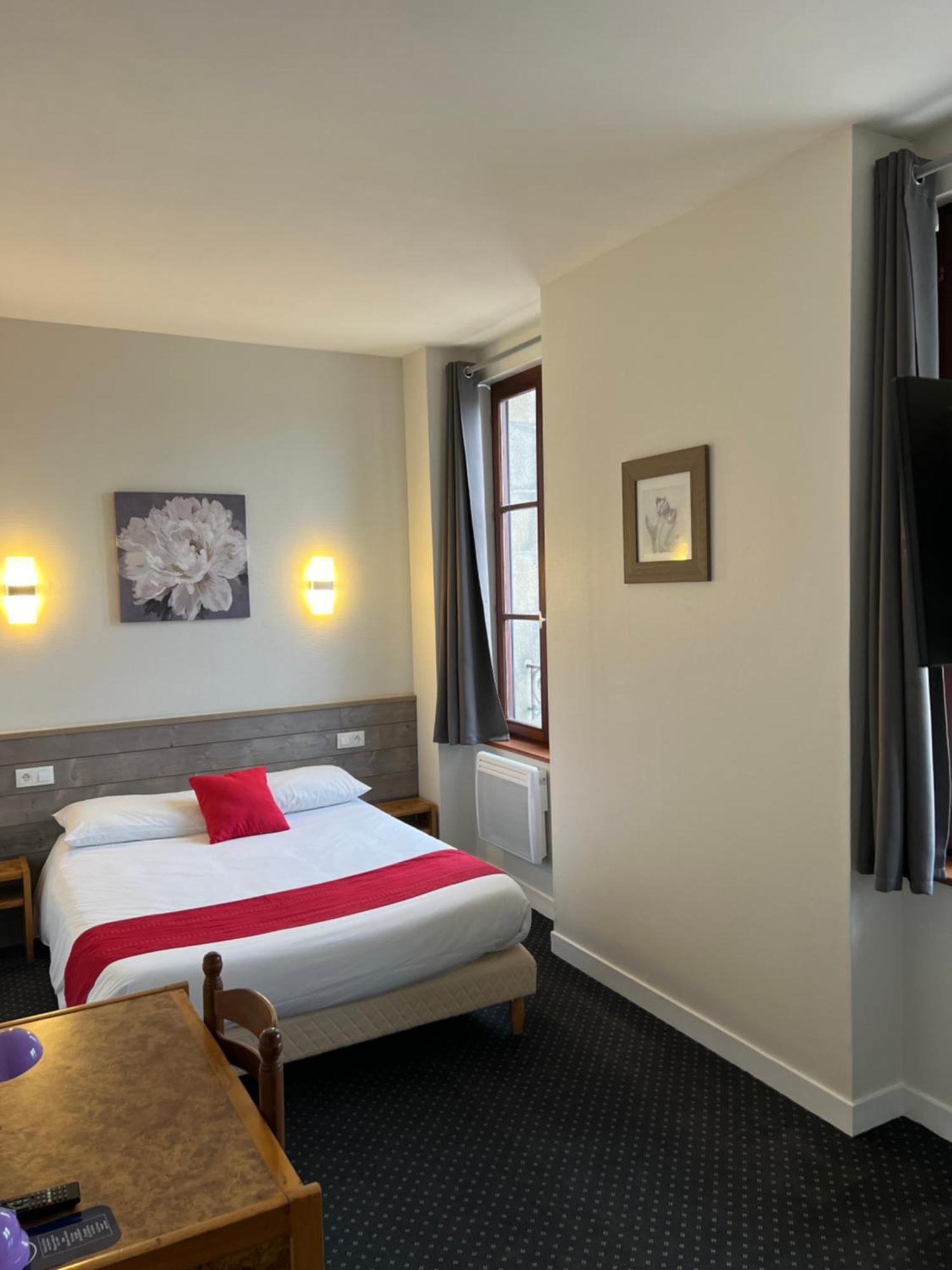 Hotel TGV Quimper Buitenkant foto